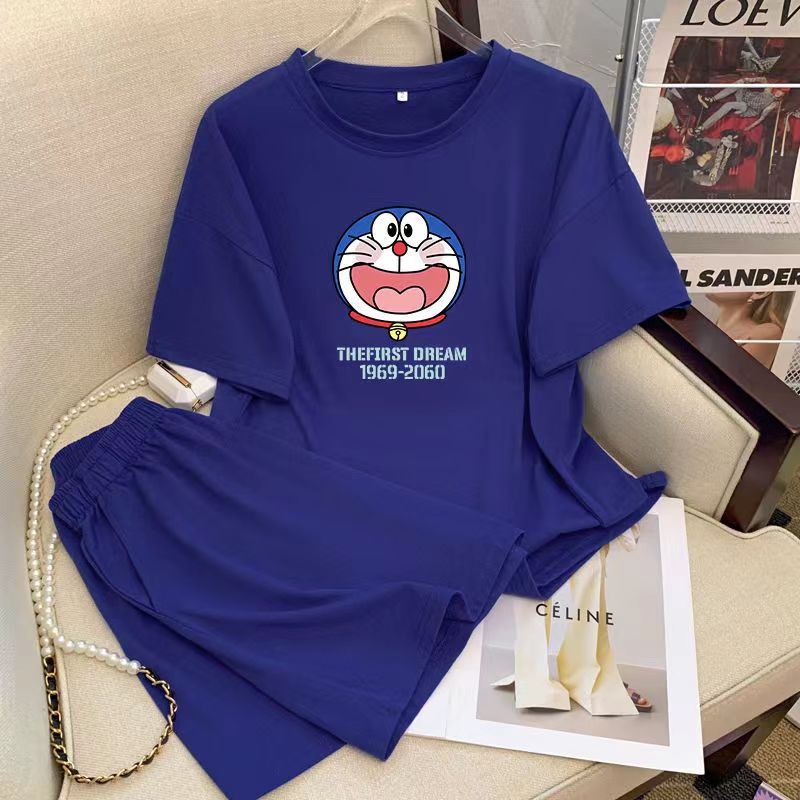 Bộ Đồ Thể Thao Áo Thun Tay Ngắn Phối Quần Short Vải Lụa Lạnh Dáng Rộng In Hình Doraemon Thời Trang Cho Nữ