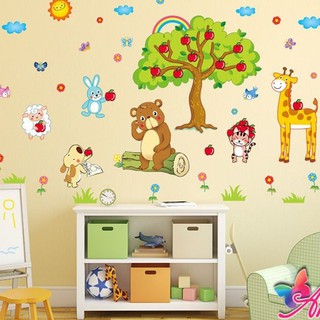 Decal dán tường mẫu Thú cây táo