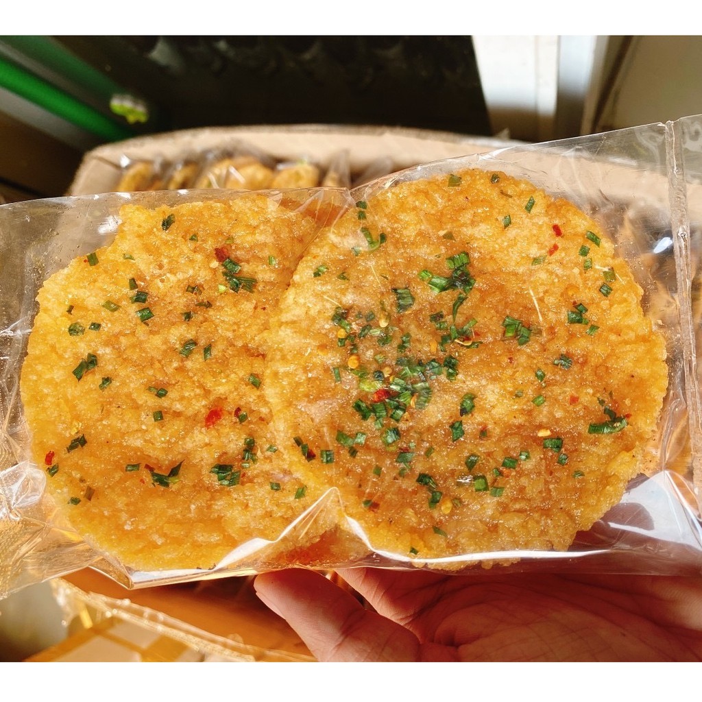 1 gói Cơm cháy chiên mắm hành 3 miếng 90-100g giòn ngon | BigBuy360 - bigbuy360.vn