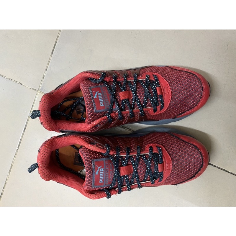 Giày chính hãng đã qua sử dụng