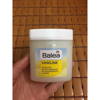 Kem nẻ Vaseline Balea