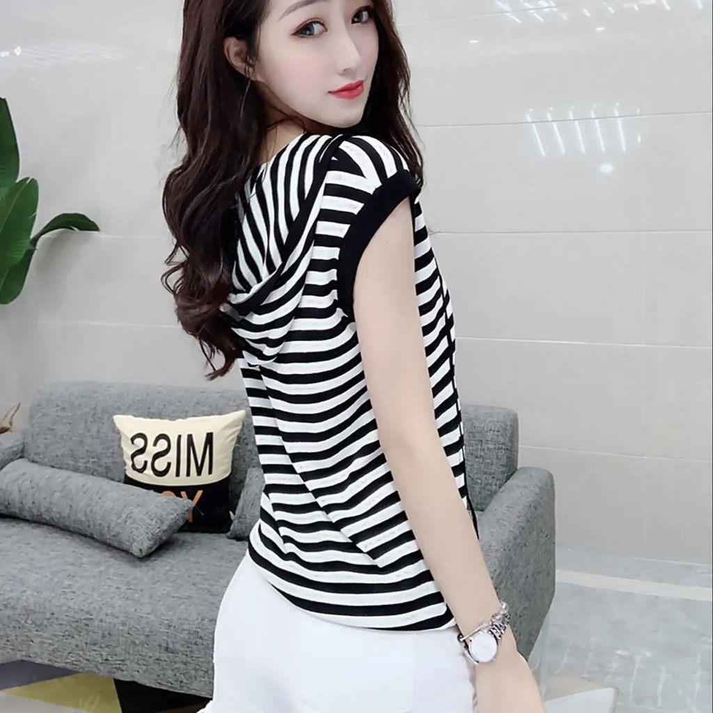 Áo Thun Nữ Cộc Tay Có Nón Họa Tiết Sọc Ngang Thời Trang Mới