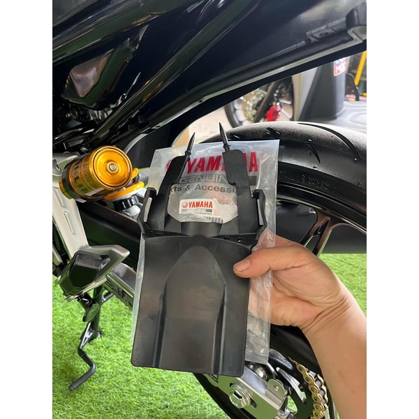 Cao su chắn bùn Ex 2006-2010 ( 1S7-F1621-00)