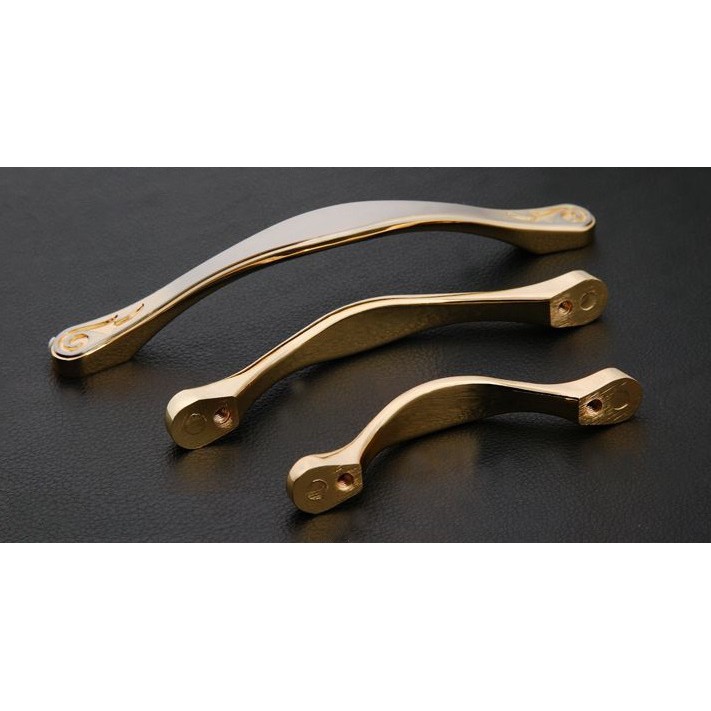 Tay nắm phong cách châu Âu