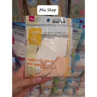 Mút Trang Điểm Daiso Nhật