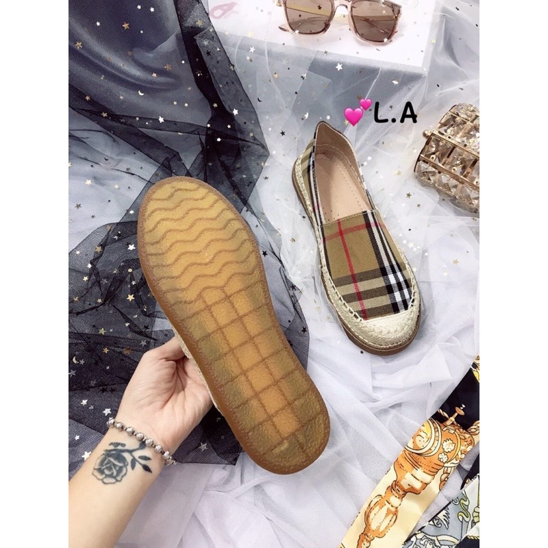 Giày slipon bbr viền cói | BigBuy360 - bigbuy360.vn