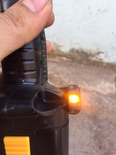 Máy bắn vít hitachi made in japan
