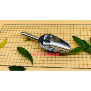 Xúc đá inox 304 dày  số 4 tiện dụng