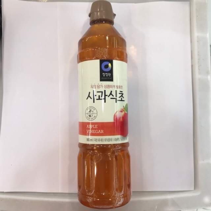 Dấm táo Daesang Hàn Quốc 900ml