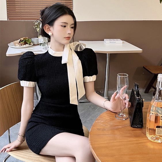 Đầm Đen Tay Ngắn Cổ Tròn Nhấn Eo Phong Cách Pháp Thời Trang Mùa Hè Quyến Rũ Cho Nữ