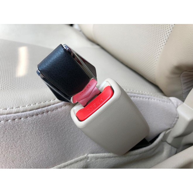 BỘ 2 CHỐT NGẮT CHUÔNG ĐAI AN TOÀN OTO HÃNG VINFAST