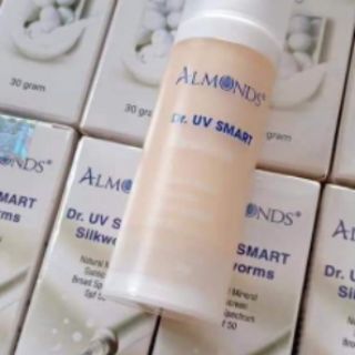 SỮA CHỐNG NẮNG KÉN TẰM ALMONDS