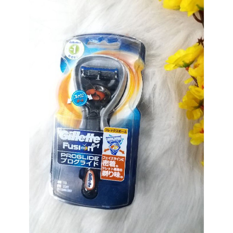 Dao cạo râu Gillette Fusion 5+1 Proglide nội địa Nhật Bản.