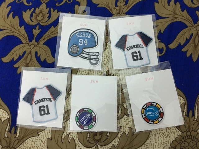 Áo phông SM; sticker ủi EXO