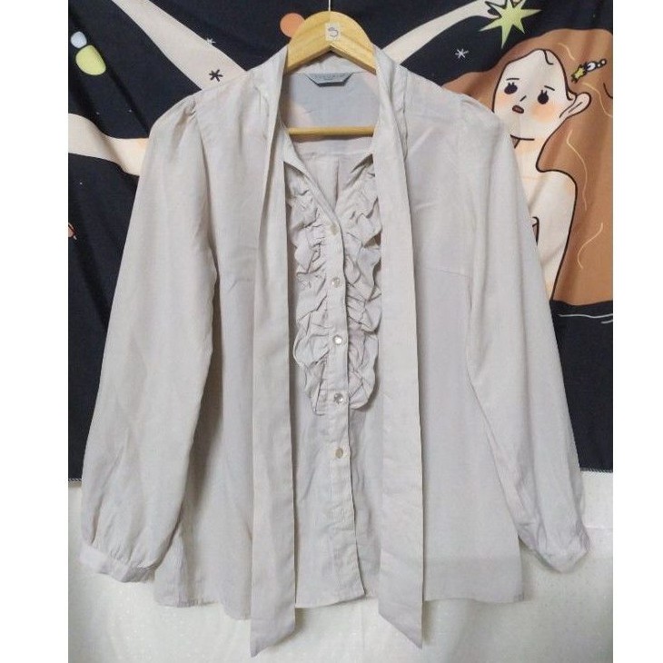 Sơ mi trắng lụa,bèo, nơ, thêu
