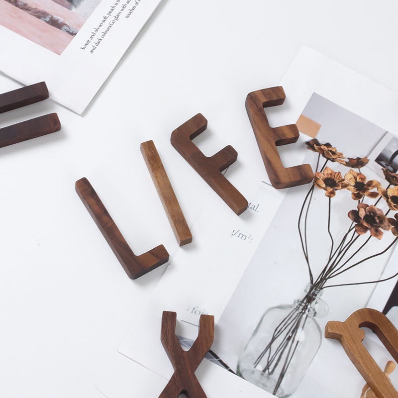 Mới Chữ Cái Trang Trí Tường Phong Cách Bắc Âu Độc Đáo