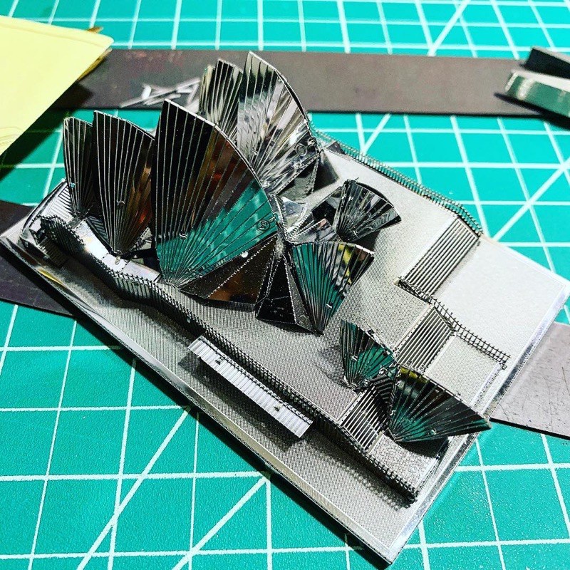 Mô Hình 3D Kim Loại Nhà Hát Con Sò