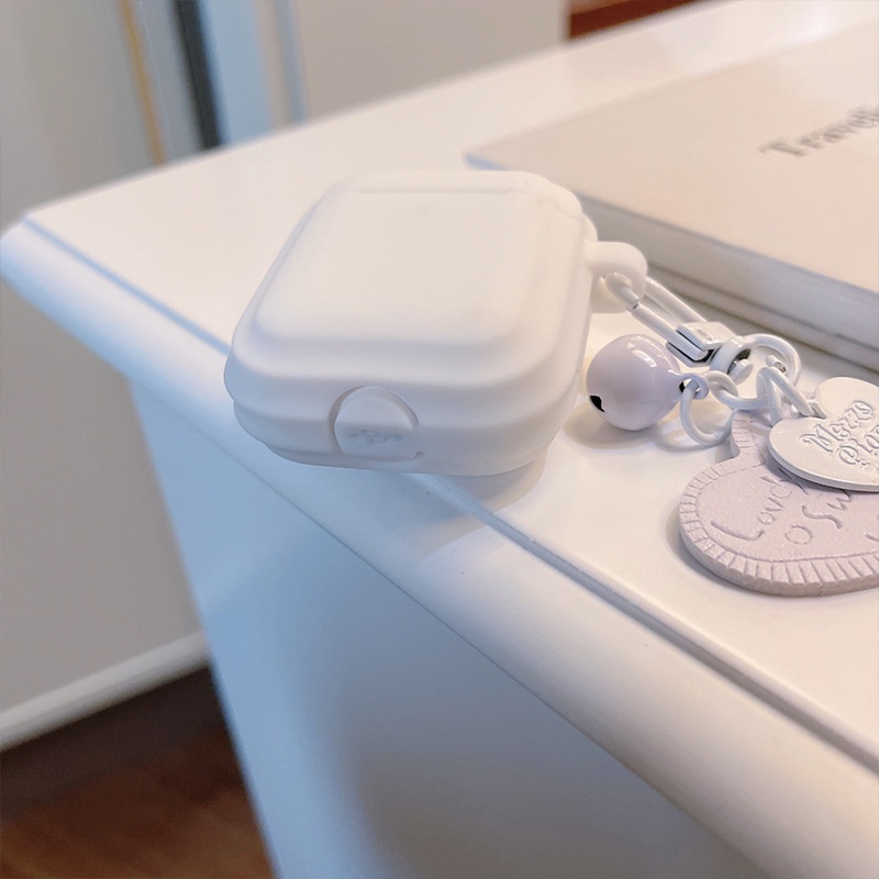 Vỏ Bảo Vệ Hộp Sạc Tai Nghe airpods Pro 3 2nd Generation Bằng Silicon Màu Trắng Sữa Dễ Thương