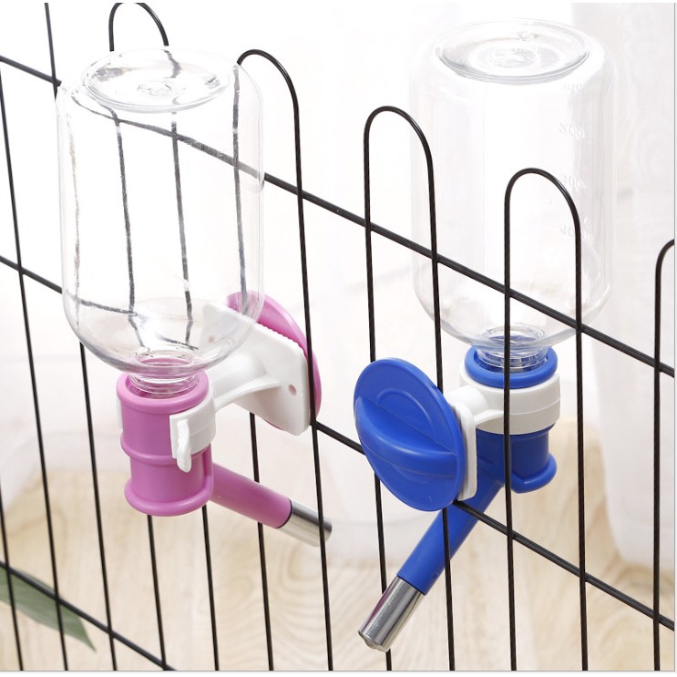 bình gắn treo máng chuồng có binh cho chó mèo