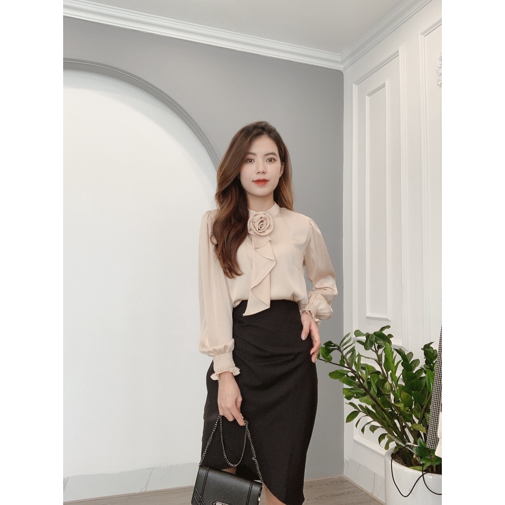Áo Sơ Mi Lụa Tay Bo Kèm Tag Hoa Min House