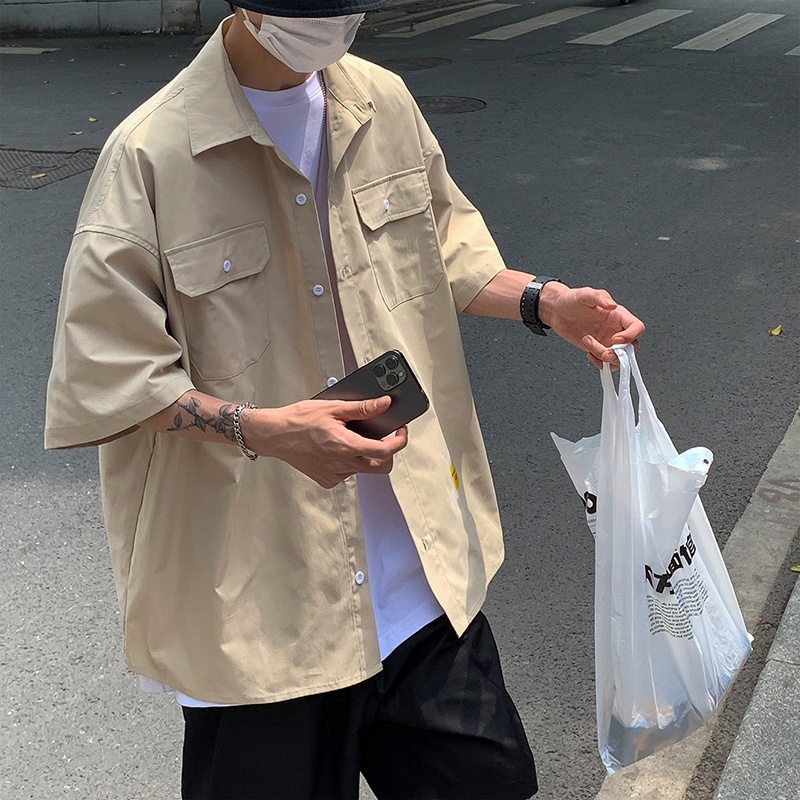♞AFF LIGA♞ Áo sơ mi tay ngắn màu trơn form rộng thời trang mùa hè phong cách Hàn Quốc trẻ trung cho nam
