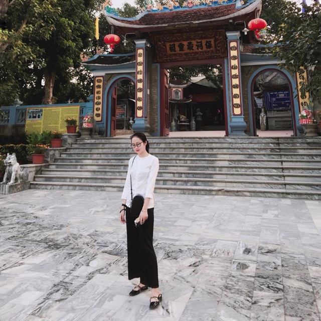Bộ bà ba đi lễ