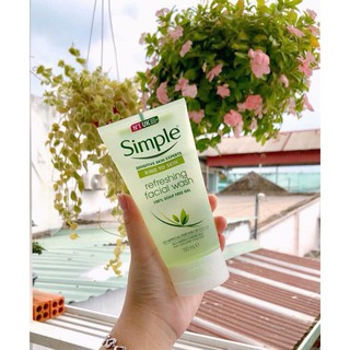 SỮA RỬA MẶT SIMPLE