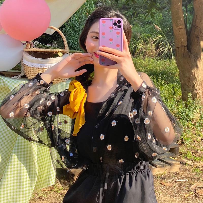 Áo khoác hoa cúc phong cách hàn quốc thời trang hè đi biển sành điệu