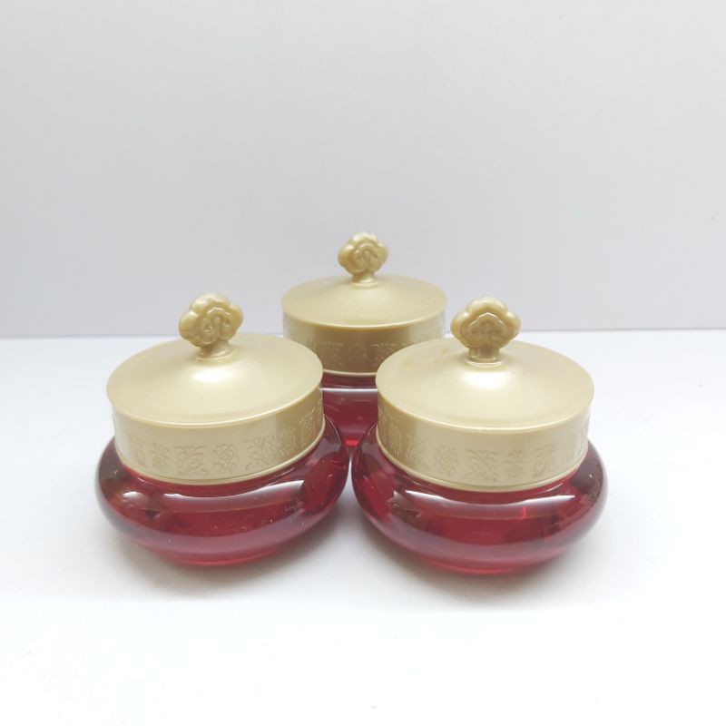 Kem dưỡng lão háo Whoo đỏ Jinyulhyang Intensive Revitalizing Cream 10ml - Cung cấp tân dịch làm sáng, trẻ hóa làn da