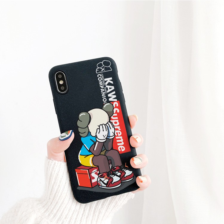 Ốp lưng iphone Kaws x Sup TPU trơn dẻo mềm 5/5s/6/6plus/6s/6splus/7/7plus/8/8plus/x/xr/xs/11/12/pro/max/plus/promax | BigBuy360 - bigbuy360.vn