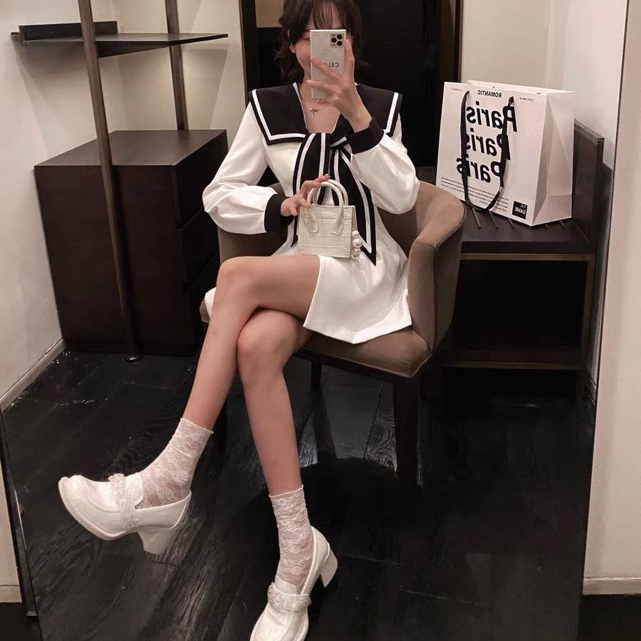 Giày Mary Jane Jane Thiết Kế Mũi Tròn Đế Dày Thời Trang Thu Đông Sành Điệu Dành Cho Nữ 2021