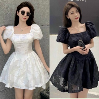Đầm hoa nổi cổ u