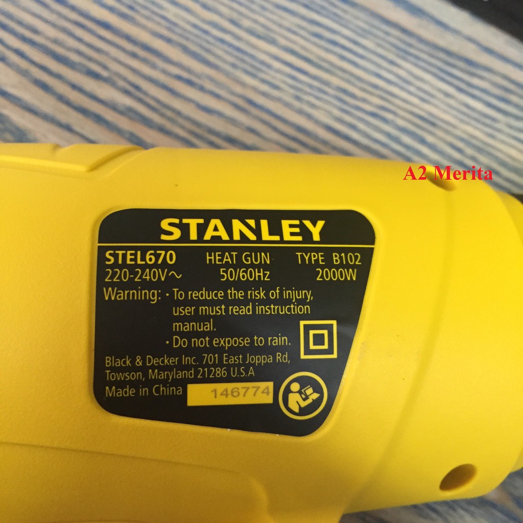 Máy thổi nóng hơi cầm tay 2000W Stanley STEL670- B1