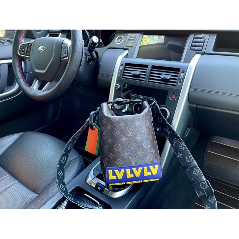 Túi đeo chéo L.V cao cấp 2021