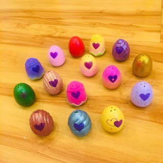 Trứng Hatchimals - Ngẫu nhiên trong các mùa Trứng noel, sò, hoa hồng, mùa xuân