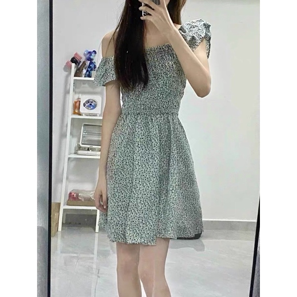 Váy hoa nhí qc loại 1 sang trọng kiểu pháp thiết kế độc đáo, có thể diện thành áo hở vai, lệch vai hoặc 2 dây bản to