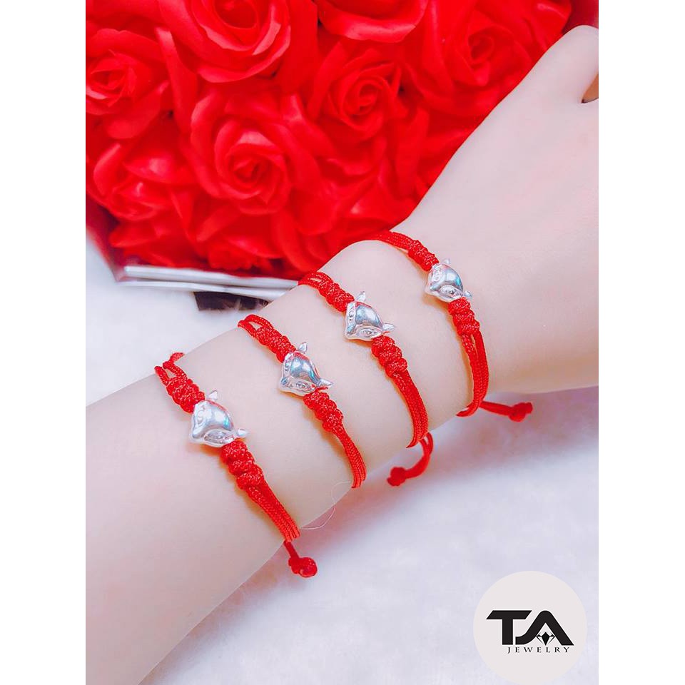 Dây chỉ đỏ tết đính mặt Hồ ly bạc ta - TAJEWELRY
