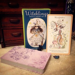 Bộ Bài Witchlings Deck & Book Set (Guu Tarot Shop)