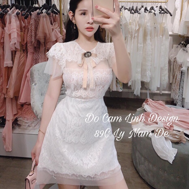 Váy ren cổ nơ