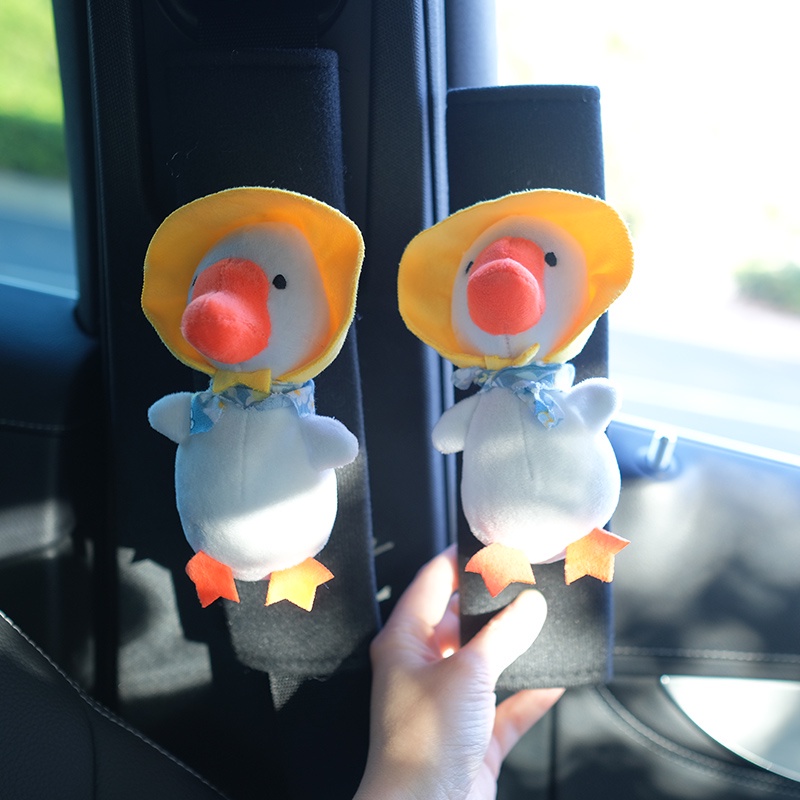 Set 2 Miếng Đệm Vai Gắn Dây Đai An Toàn Trên Xe Hơi Hình Búp Bê Dễ Thương