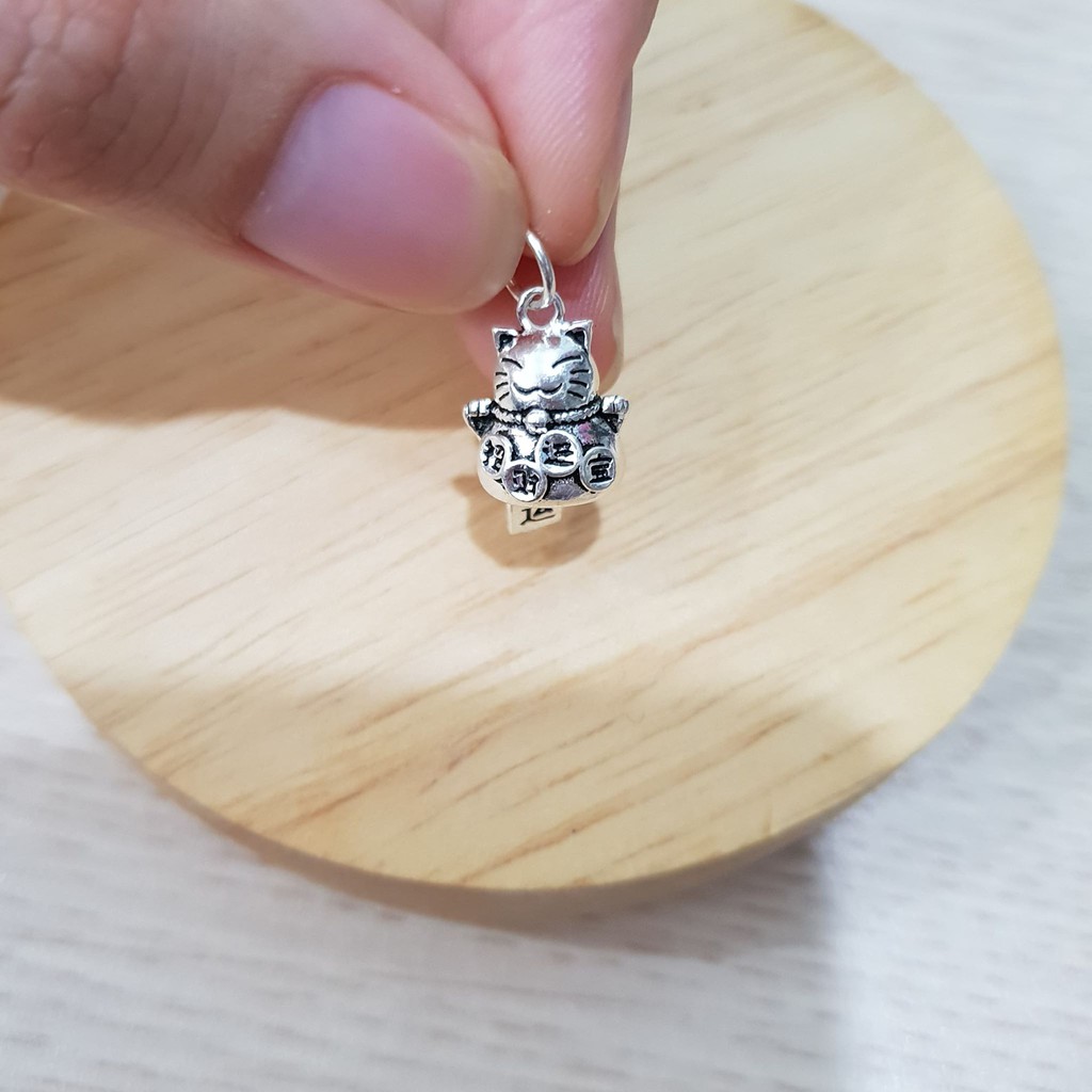 Charm mèo thần tài nhỏ