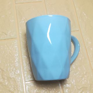 2 chiếc CỐC SỨ MẦU( bát tràng)