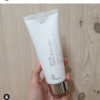 KEM DƯỠNG TRẮNG DA VÀ MAKEUP BODY 9 WISHES