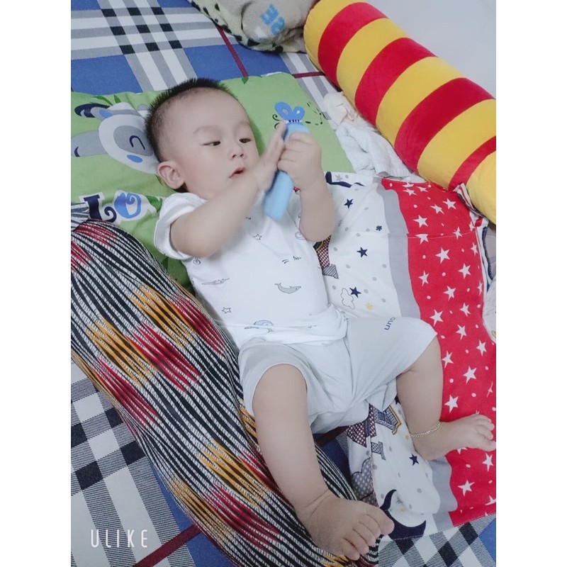 ❤️❤️❤️bộ cộc chui trắng unchi cúc vai phối màu ❤️❤️ vải petit