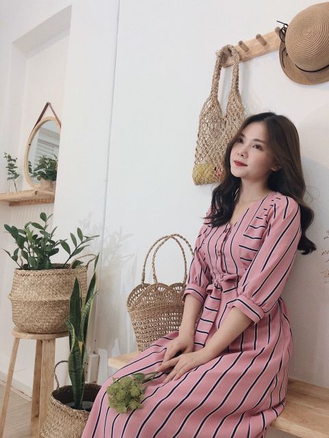 Váy xinh hoa tiết GIÓ | BigBuy360 - bigbuy360.vn