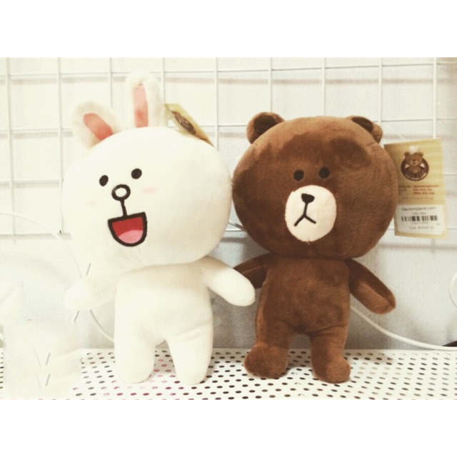 Gấu bông Brown và thỏ Cony