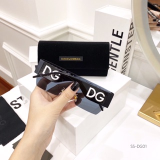 Kính thời trang chữ Dg fullbox
