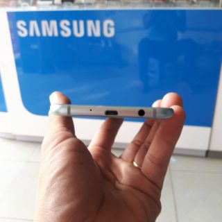 Điện thoại Samsung galaxy A8 ( 2016)