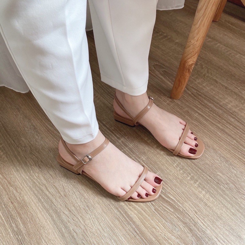 Sandal bệt quai mảnh 2cm xinh đi hè  đi biển mặc váy hay đồ gì cũng hợp