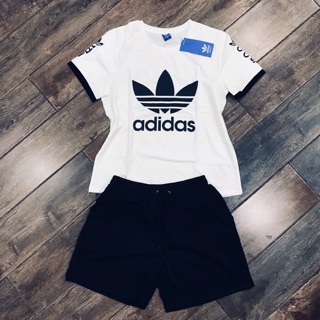 Bộ Adidas chất đẹp